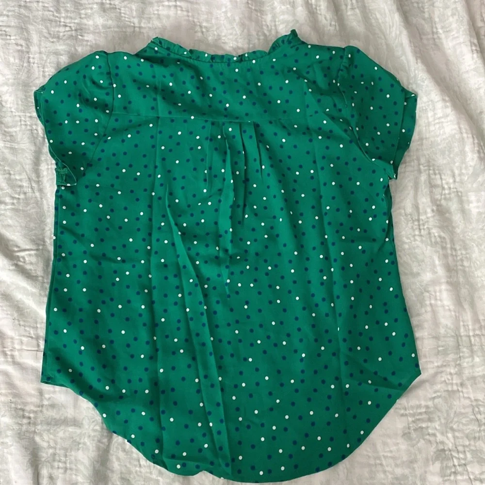 NWT 41 Hawthorn Tiffany Tulip Sleeve Blouse in Green. Size: MP (Med Petite) - Picture 4 of 4